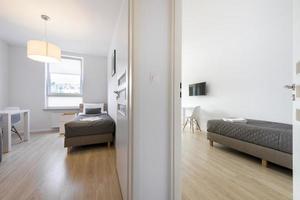 dormitorios compactos y modernos foto