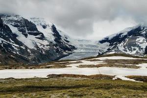 Glaciar Athabasca desde el paso de Wilcox foto