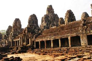 Templo de Bayon en Angkor Thom foto