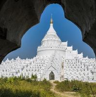 pagoda blanca mingun en myanmar