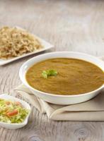 dhansak curry con arroz integral, india foto