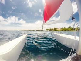 navegando en maldivas foto