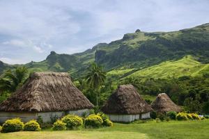 casas tradicionales del pueblo de navala, viti levu, fiji foto