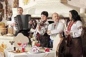 concierto de banda de música étnica ucraniana