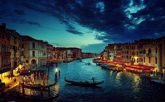Gran Canal en la hora del atardecer, Venecia, Italia