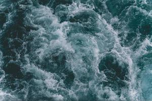 olas oceánicas desde arriba foto