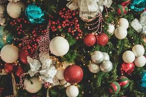 bulbos del árbol de navidad foto