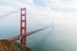 puente golden gate durante el día foto