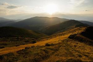 Brown mountain range photo