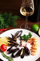 Mussels and other seafood photo