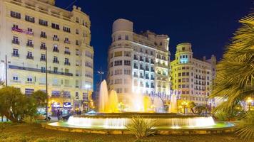 spanien valencia nachtlichtbrunnen quadratisches panorama 4k zeitraffer