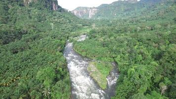 norra Sumatra - Asahan River video