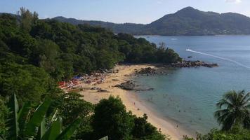 Thailandia giorno phuket isola famoso accogliente laem cantare panorama punto di vista spiaggia 4K video