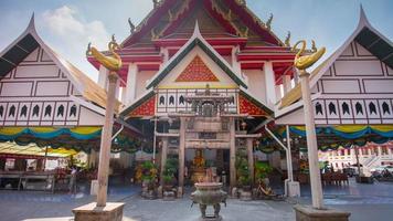 Thailand sonniger Tag Bangkok berühmten Tempel Hauptgebäude Panorama 4k Zeitraffer