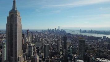Empire State Building zoom verso il lato ovest inferiore video