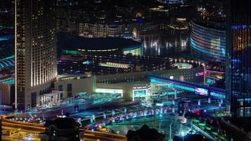 dubai city mall mundialmente famosa fonte vista superior do telhado 4k tim elapse emirados árabes unidos video