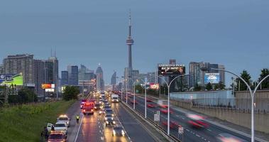 de skyline van Toronto vanuit het westen video