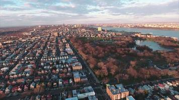 Northern NJ en la vista aérea de Hudson de la ciudad y el parque