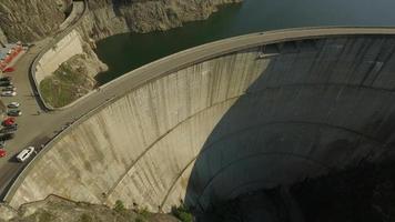 4k Luftaufnahme von Vidraru Damm und See Vidraru video