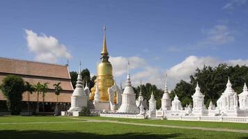 Tempel Wat Suan Dok, Chiang Mai, Thailand. video