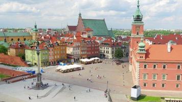Place de la vieille ville de Varsovie, Pologne video