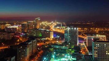 Wit-Rusland zonsondergang dak panorama minsk hoofdstad 4k time-lapse video