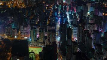 lasso di tempo di corsa 4k della vita della città della luce notturna da hong kong china