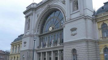 stazione ferroviaria principale di budapest
