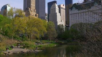 usa zomer licht dag new york city central park lake panorama 4k video