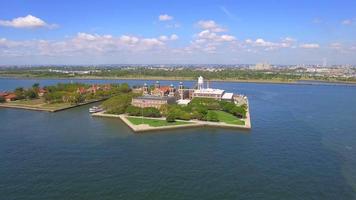 Luftaufnahmen von Ellis Island New York video
