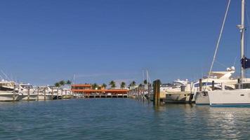 Usa sunny day miami city tourist boar ride privat yacht dock 4k florida