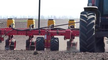 Agricultural machinery, sowing video