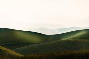 espectacular paisaje de la colina foto