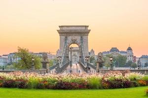 horizonte del centro de budapest, hungría foto