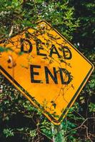 Dead end road sign