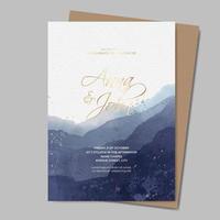 Plantilla de invitación de boda en acuarela con texto dorado vector