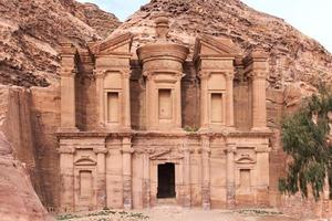 antiguo templo en petra, jordania