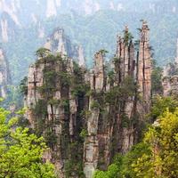 parque forestal nacional de zhangjiajie en la provincia de hunan, china.