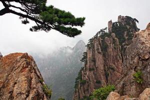 espectaculares rocas y picos de las montañas huang shan