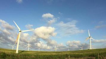 Windmill 2 - wind turbine video