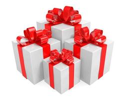 cajas de regalo blancas envueltas con cintas rojas atadas con moños