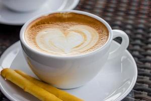 taza de café con corazón foto
