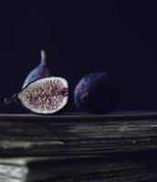 Figs on books