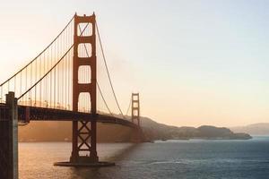 Puente de puerta de oro foto