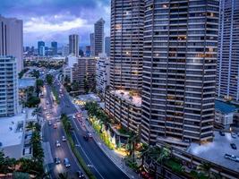 Ala Moana Boulevard and Honolulu skyline