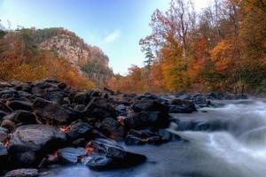 colores de otoño en el cañón