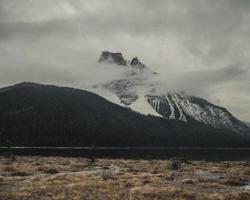 lago esmeralda, canadá foto