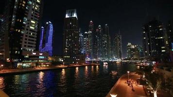 fantastischer Dubai Yachthafen