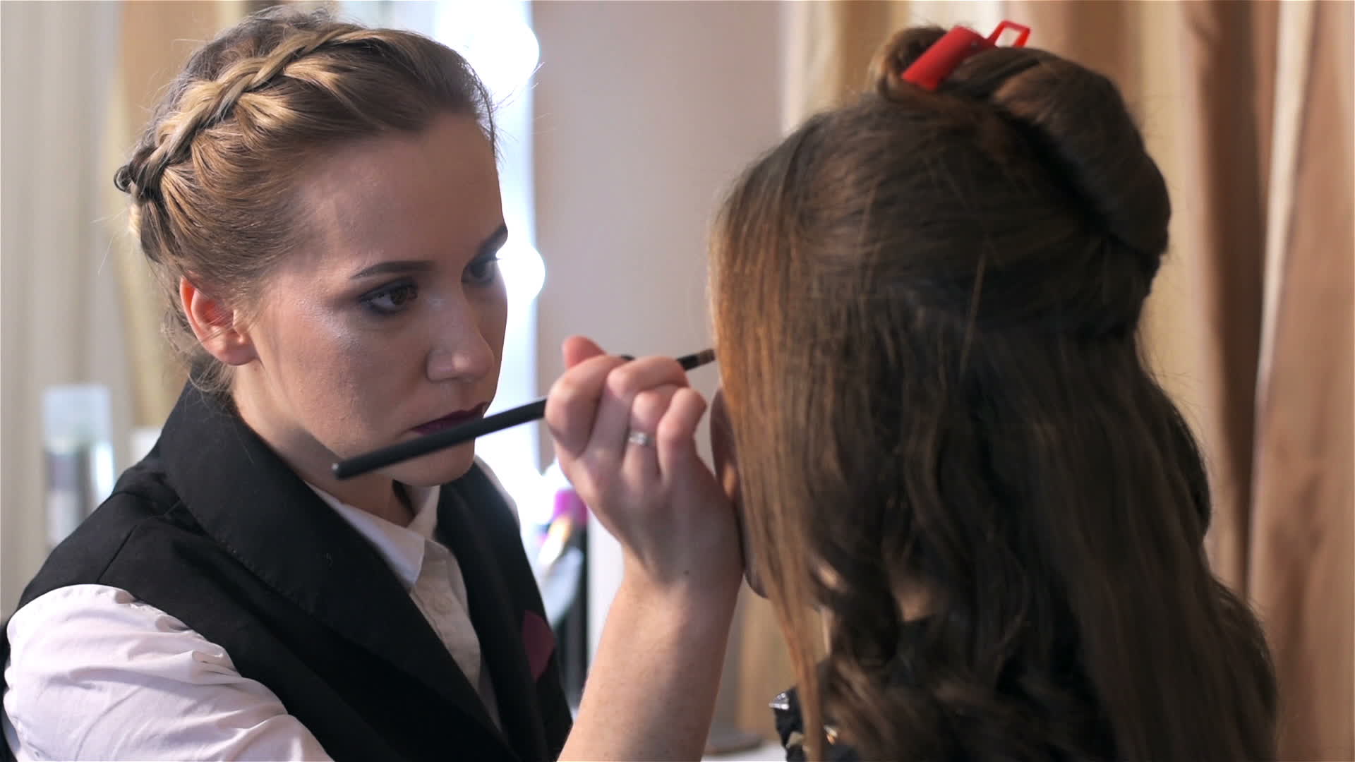 Makeup artist and stylist working on creating model style 1414553 Stock Video at Vecteezy Makeup artist and stylist working on creating model style 1414553 Stock Video at Vecteezy