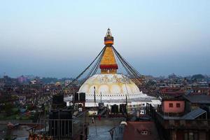 Vista de la estupa Boudhanath en Katmandú, Nepal foto